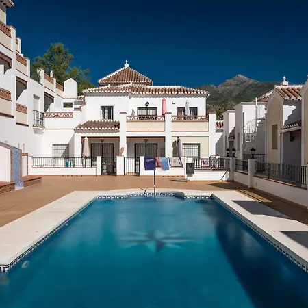 Chimenea Apartment Nerja
